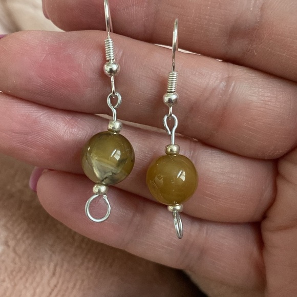 Dyed Dragon Vein Agate Earrings - Picture 2 of 2